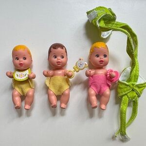 3 vintage Mattel Barbie babies with accessories